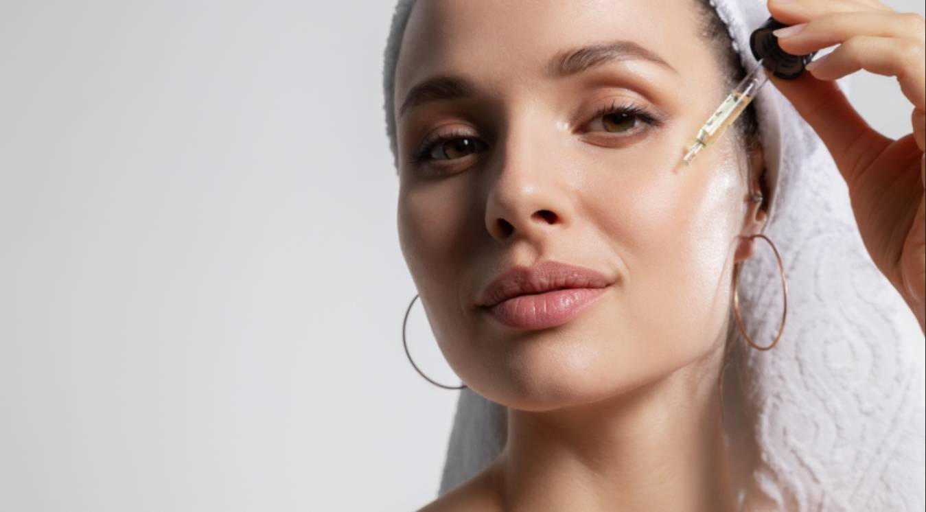 Can You Use Azelaic Acid With?: Ultimate Guide